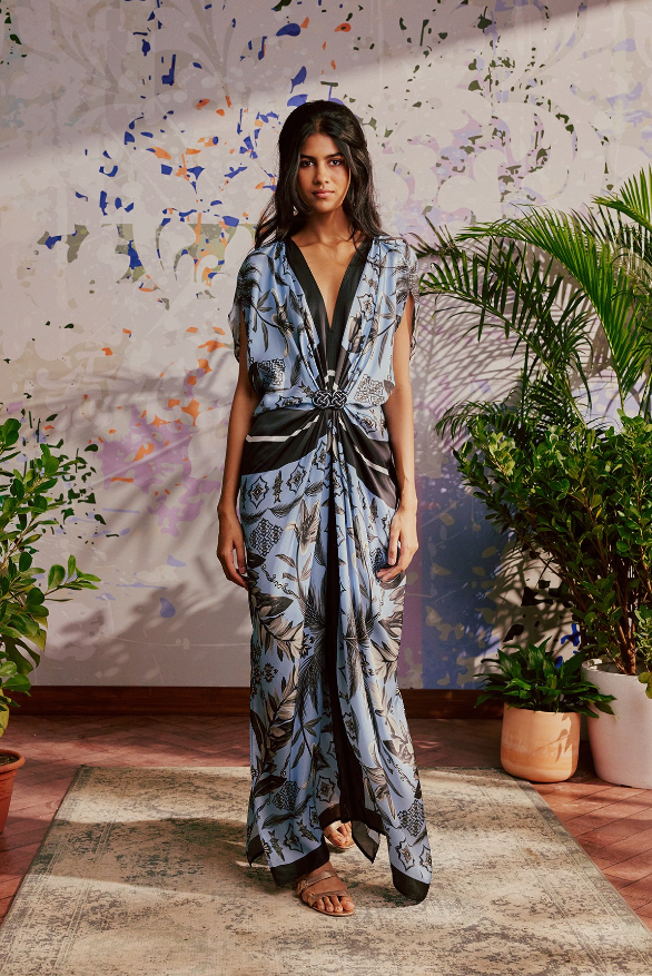 blue and black kaftan