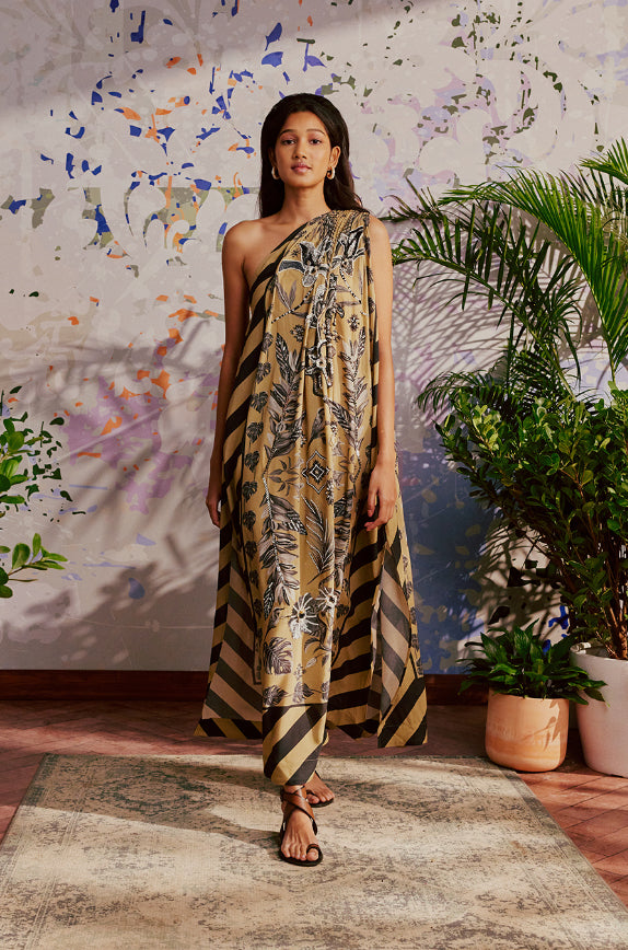 Hand Beaded Verandah Toga